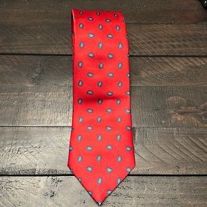 Men’s Italian all silk hand made tie.